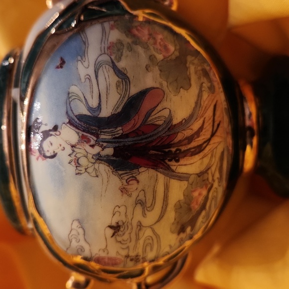 Ardleigh Elliott, Beauties of the Red  Mansion Music Box Collection - Picture 2 of 9